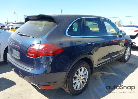 2012 Porsche Cayenne z USA, uszkodzony, nr VIN WP1AA2A2XCLA11537